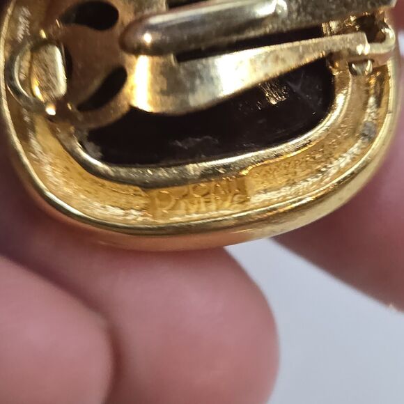 Vintage Signed Joan Rivers Square Bezel Set Amber Tone Glass Clip On Earrings - Picture 5 of 6